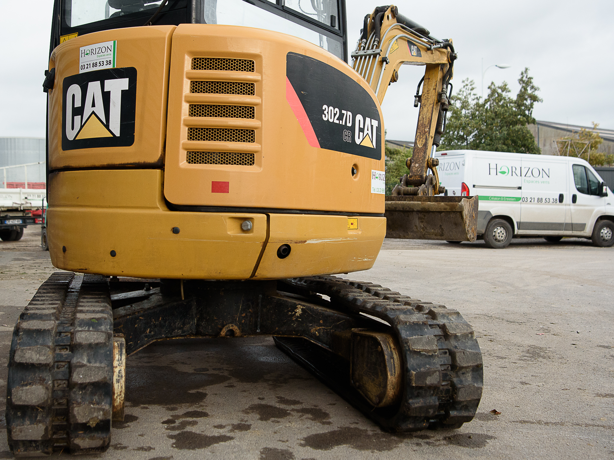 Jaune = mini pelle 2,5T